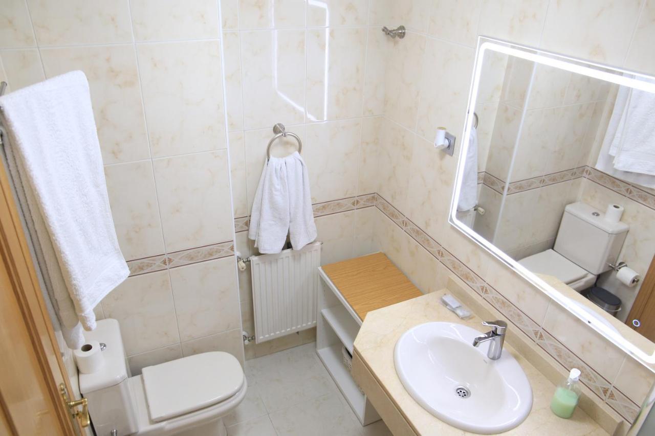 דירות לאס רוסאס דה מדריד Precioso Apartamento Con Piscina Y Bien Comunicado מראה חיצוני תמונה